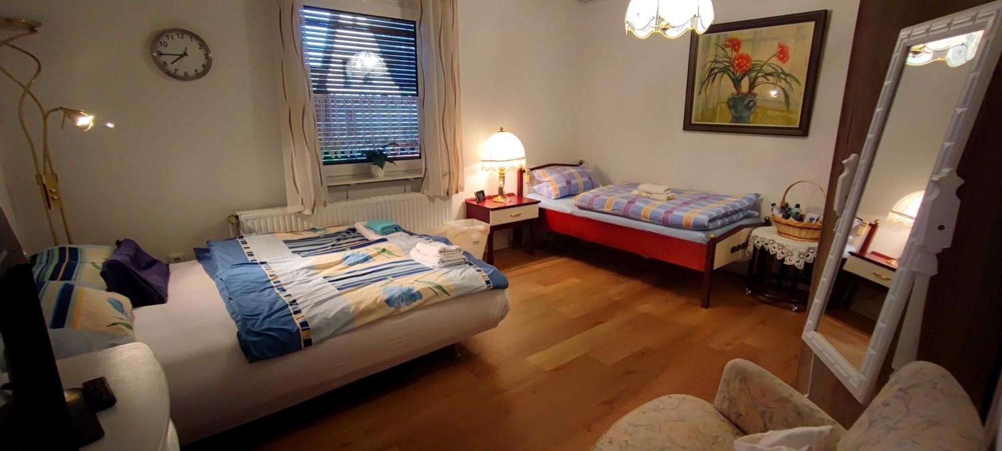 Haus Am Park Hotel Steinhagen  Buitenkant foto